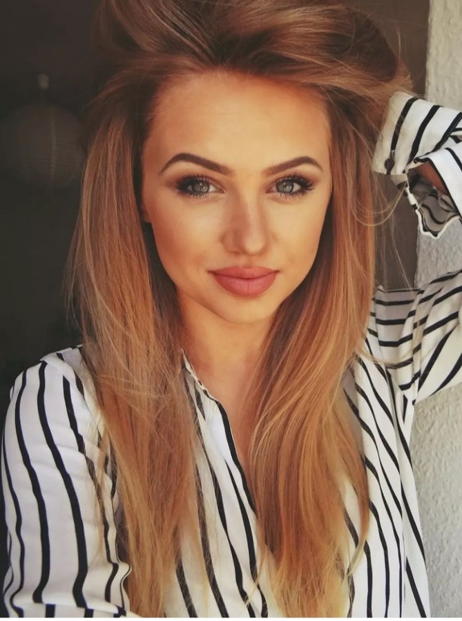 Алина