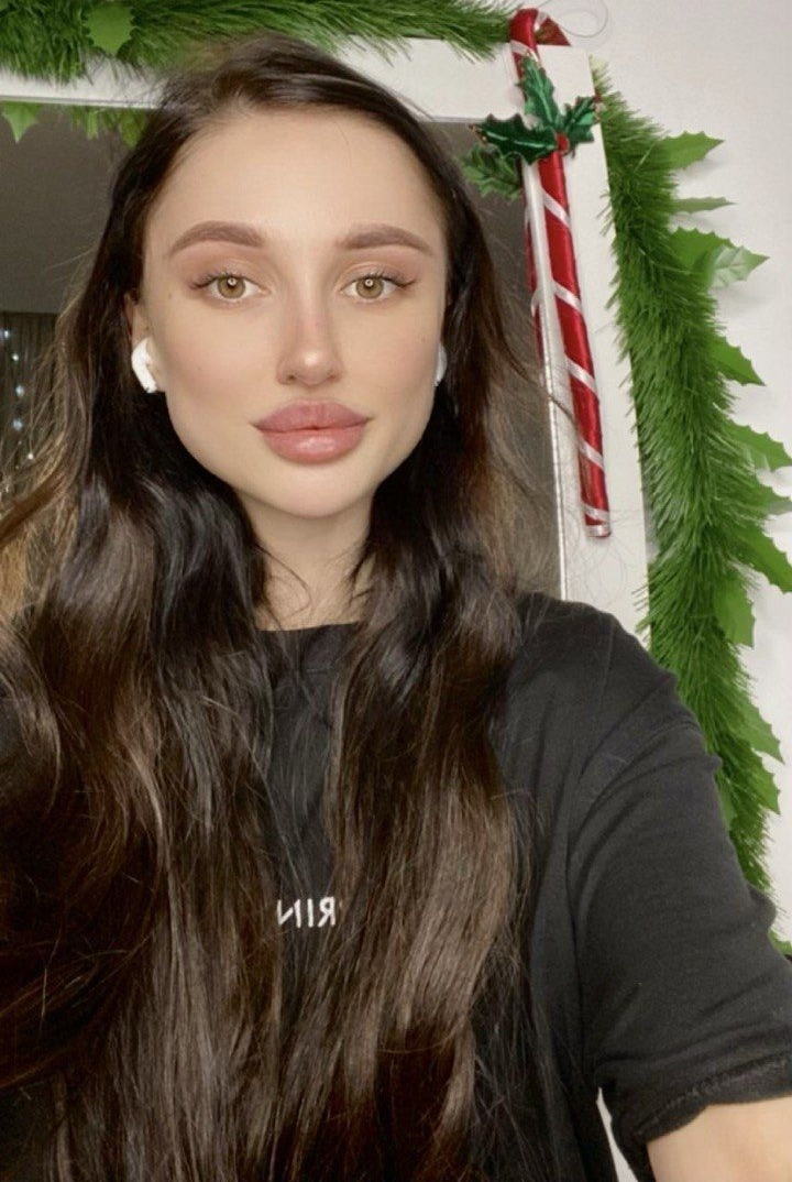 Ева