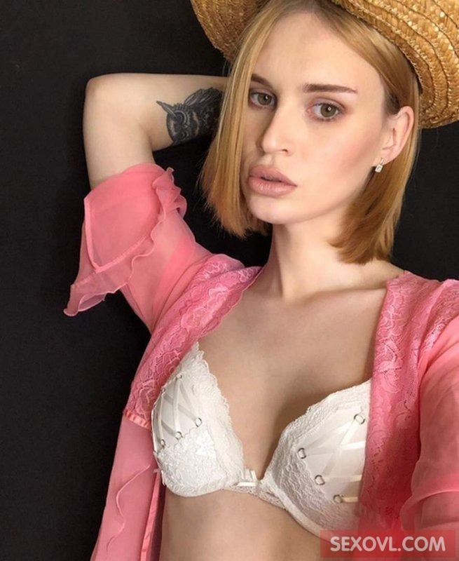 Ева