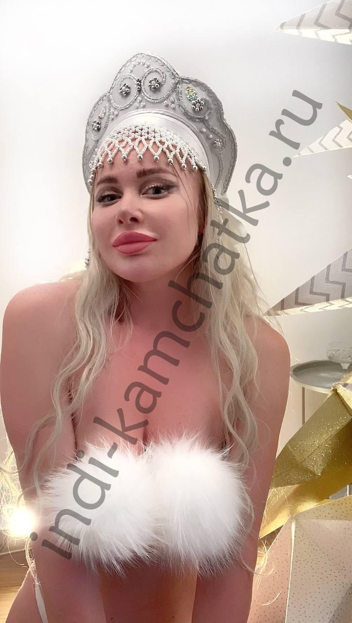 Ева