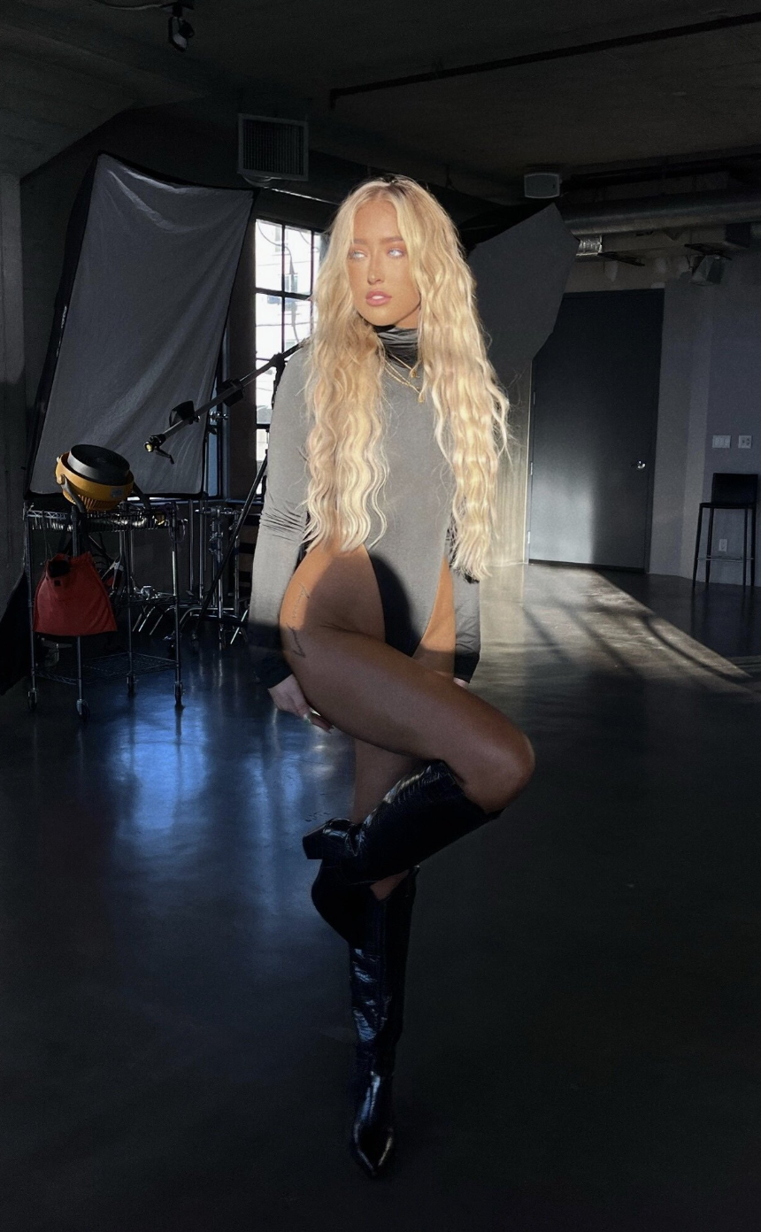 Zoe